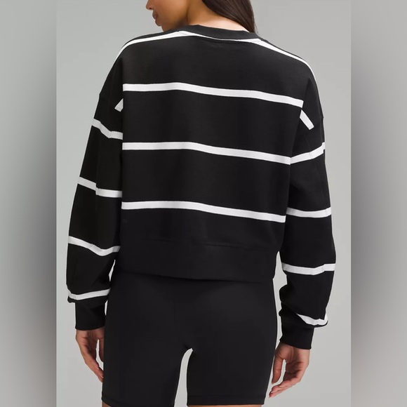 NWOT Lululemon Perfectly Oversized Cropped Crew *Stripe
Boundless Stripe Black - Picture 3 of 10